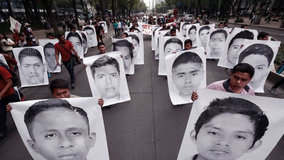 La falta de autenticidad de estos mensajes desmoronaron las pruebas del Caso Ayotzinapa