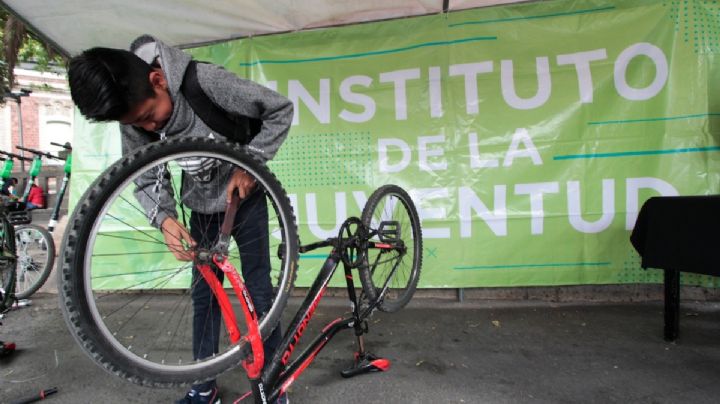 ¿Sin cicla? Así el préstamo de bicicletas en el Paseo Dominical de CDMX