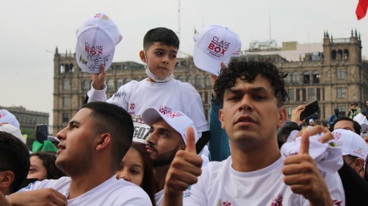 FOTOS México rompe Récord Guinness en Clase Masiva de Box en el Zócalo