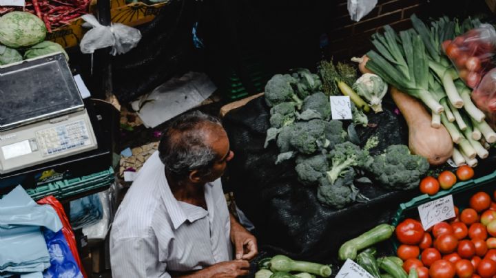 MERCADOS: suspenden nueva normativa tras megamarcha en CDMX