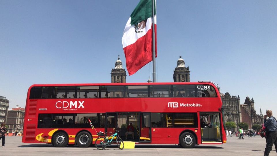 Metrobús cumple 17 años de operar en la CDMX. Foto: Especial