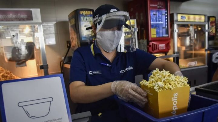 Cinépolis regala boletos de cine a trabajadores del Gobierno CDMX