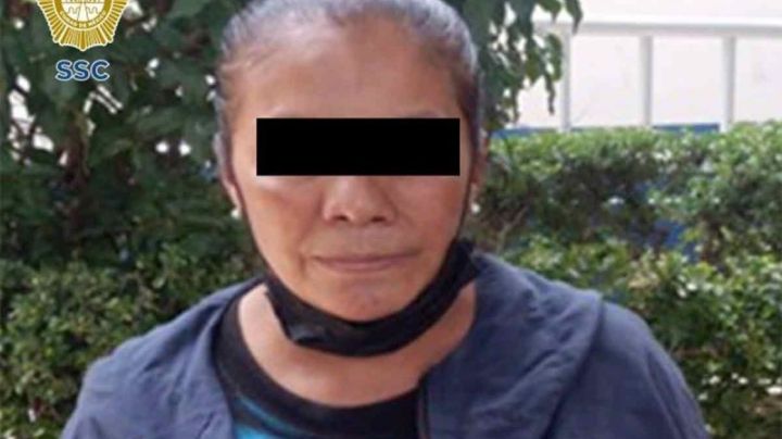 Por robo detienen a mujer que ha estado en prisión 20 veces en CDMX