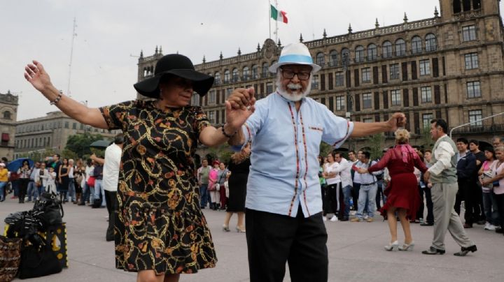 Habrá baile y danzón para adultos mayores en el Monumento a la Revolución