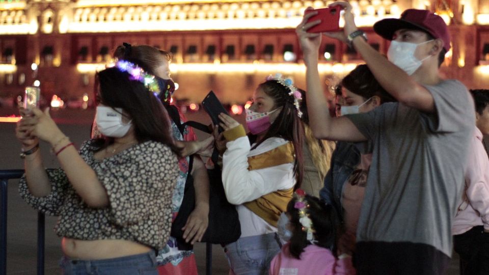 Ya solo 14 mil personas tienen Covid en México (15 de septiembre). Foto: Pie de Página