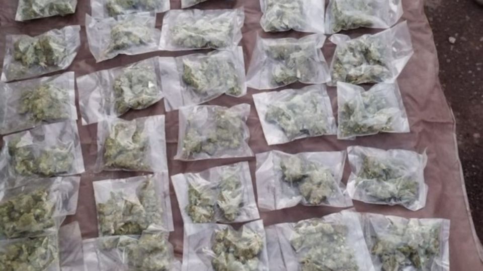 Así aseguraron 800 dosis de cristal, marihuana y vapeadores en México