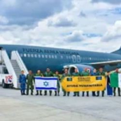 Rescatan a 284 mexicanos varados en Israel