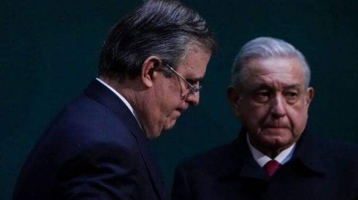 AMLO se niega a hablar del juicio de Marcelo Ebrard contra Morena