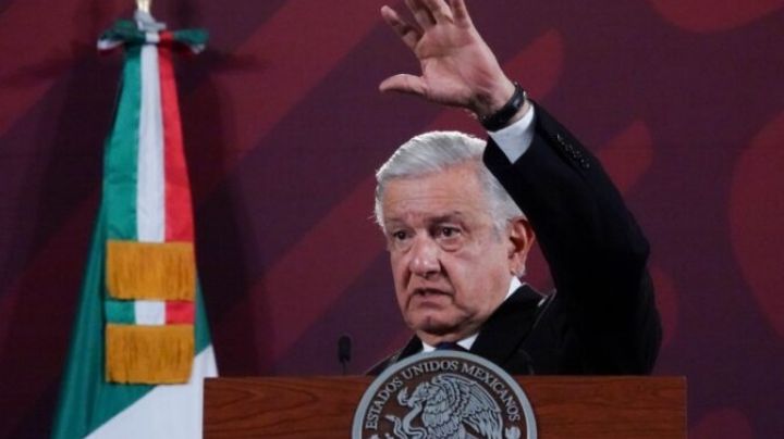 «Son el Instituto de la Censura» AMLO se lanza contra el INE y el TEPJ