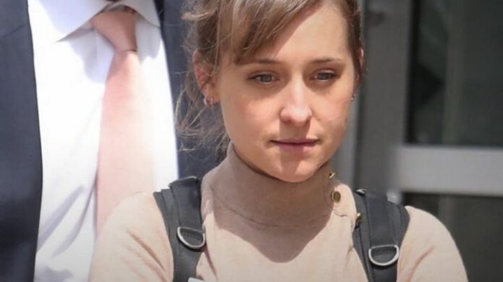 Allison Mack sale de prisión tras cumplir condena por su participación en la secta NXIVM