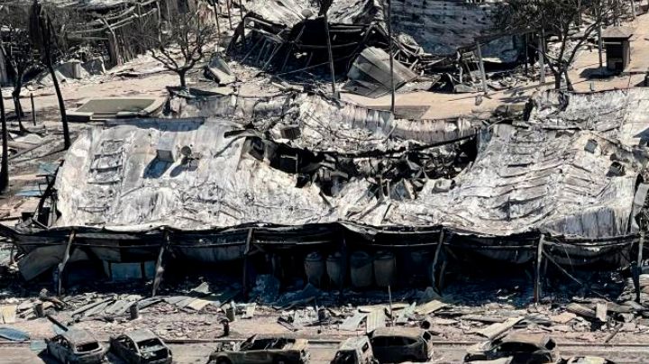 Aumentan a 93 los muertos por incendios en Hawái